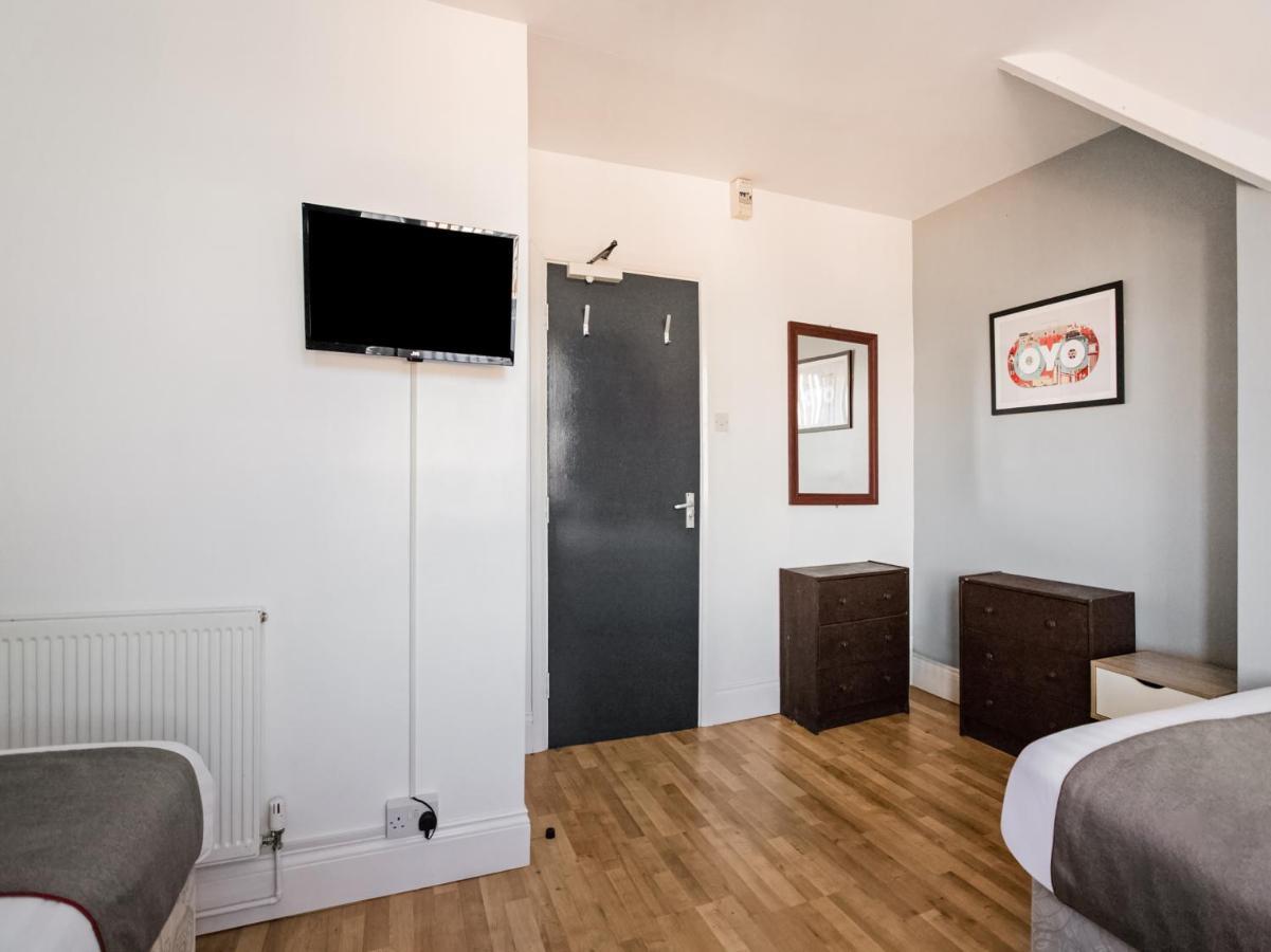 Newcastle West Hotel & Bar Dış mekan fotoğraf